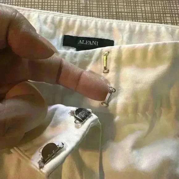Alfani Women’s White Straight Leg Pant. Size 4. Some Stretch. Pocket Detail - Picture 7 of 7